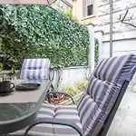 Isabella Stylish Apartment With Garden